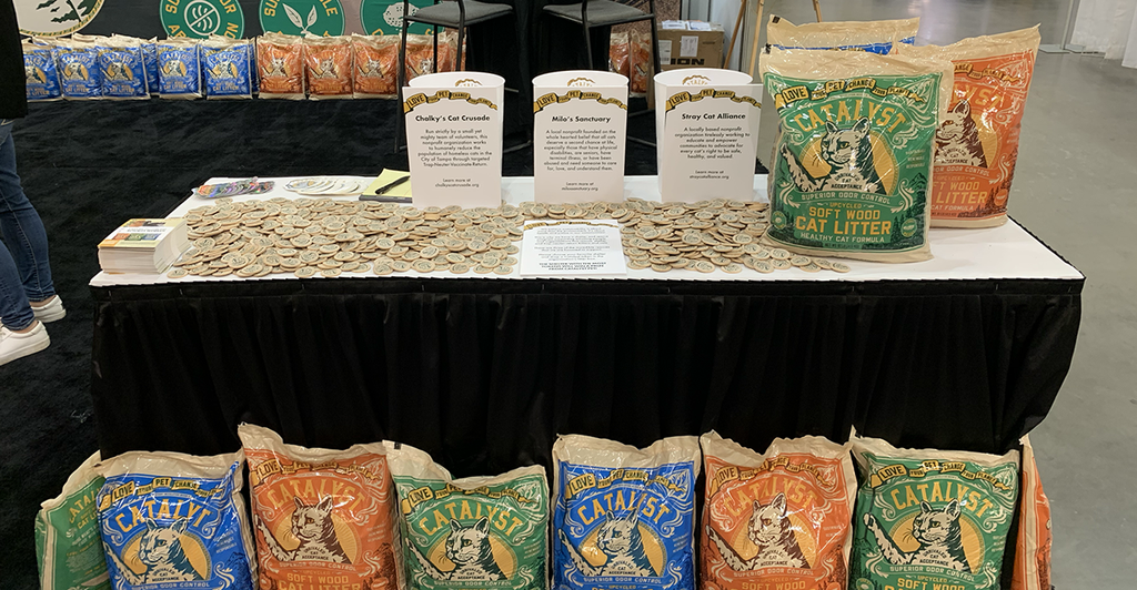 Catalyst Pet Donates 3,000 Pounds of Litter to Three Cat Rescues